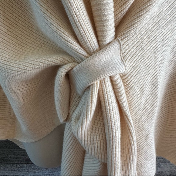 Puli Rib Knit Tie-Front Wrap – NWT Cream Shawl Cardigan Poncho Cape Sweater (P1) - Picture 3 of 8
